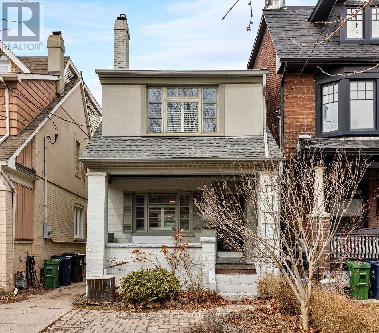 126 BROWNING AVENUE, Toronto, Ontario