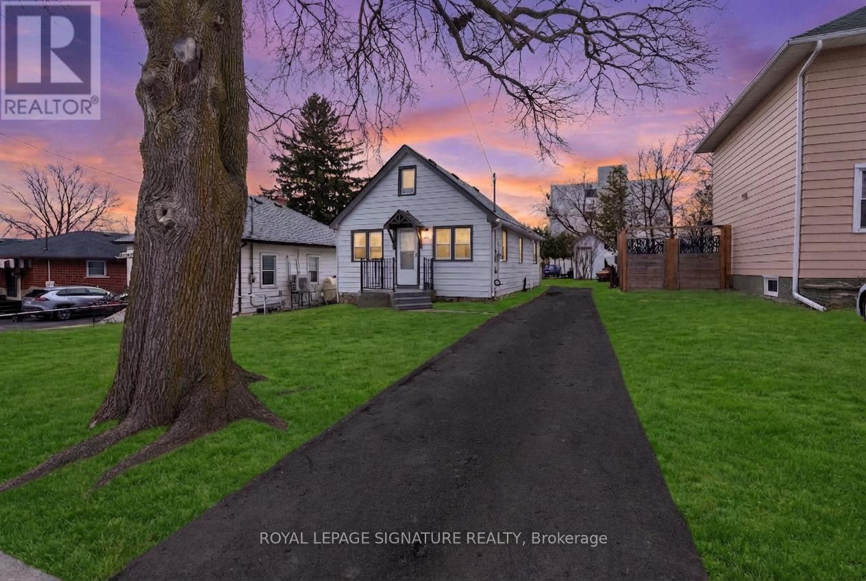 377 Adelaide Avenue W, Oshawa, Ontario  L1J 2R7 - Photo 2 - E12926352