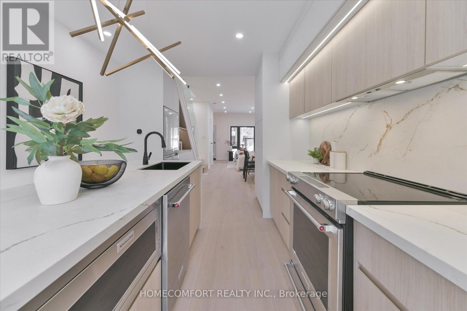 192 Waverley Road, Toronto (The Beaches), Ontario  M4L 3T3 - Photo 15 - E12926420