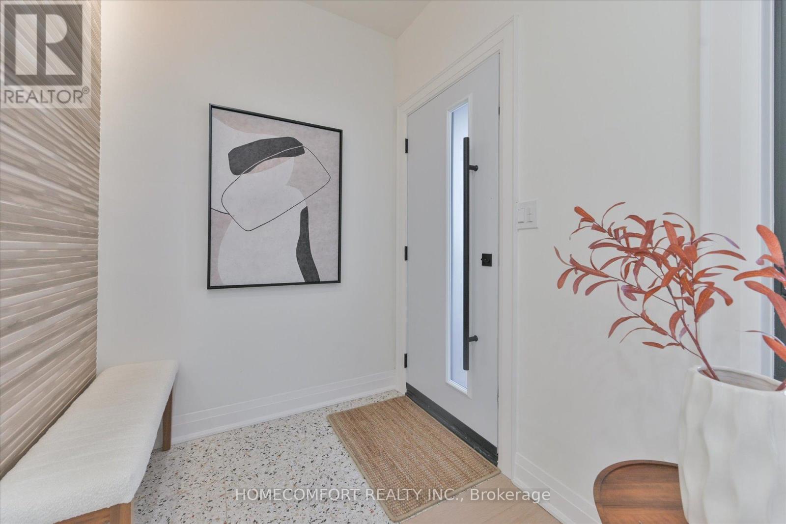 192 Waverley Road, Toronto (The Beaches), Ontario  M4L 3T3 - Photo 5 - E12926420