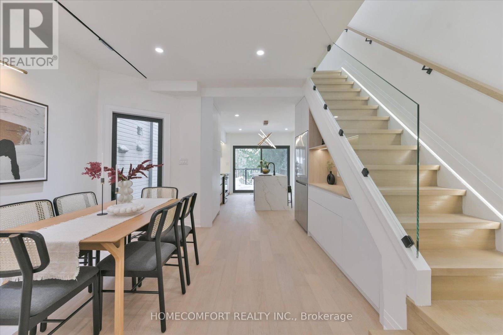 192 Waverley Road, Toronto (The Beaches), Ontario  M4L 3T3 - Photo 7 - E12926420