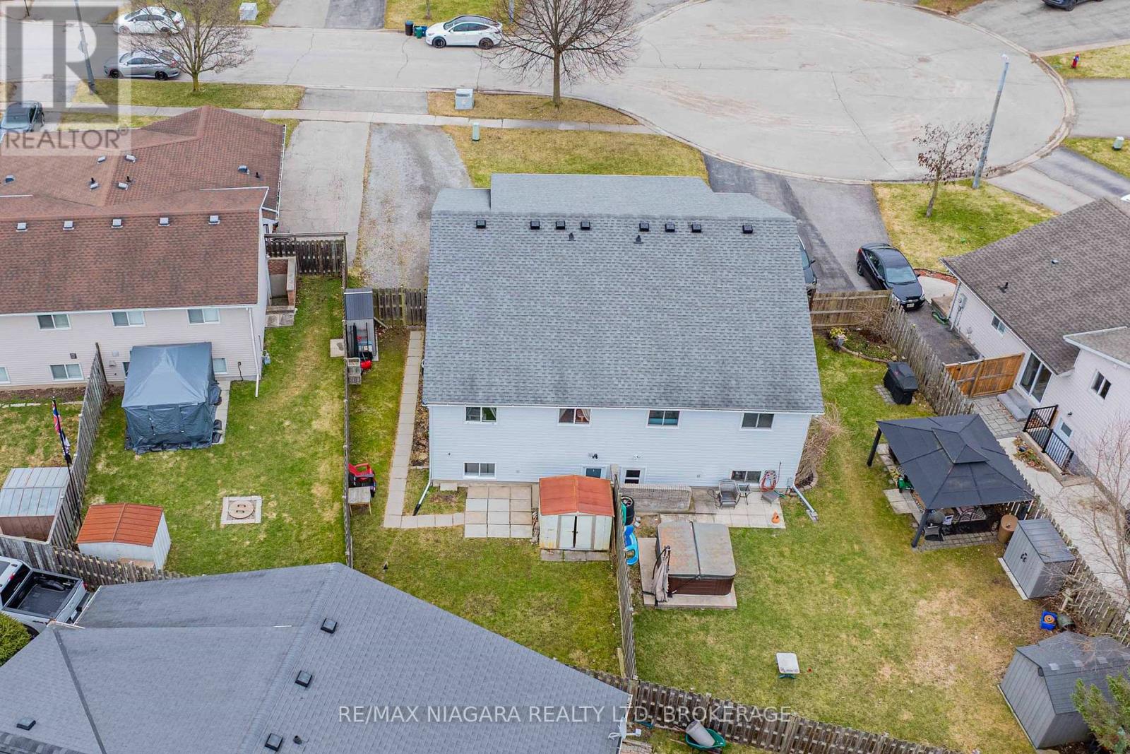 9 Joshua Court, Welland, Ontario  L3C 7E3 - Photo 34 - X12926296