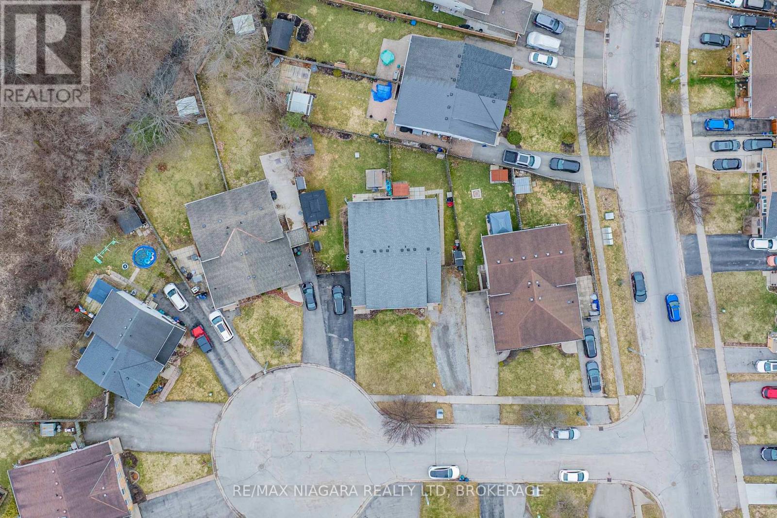 9 Joshua Court, Welland, Ontario  L3C 7E3 - Photo 37 - X12926296