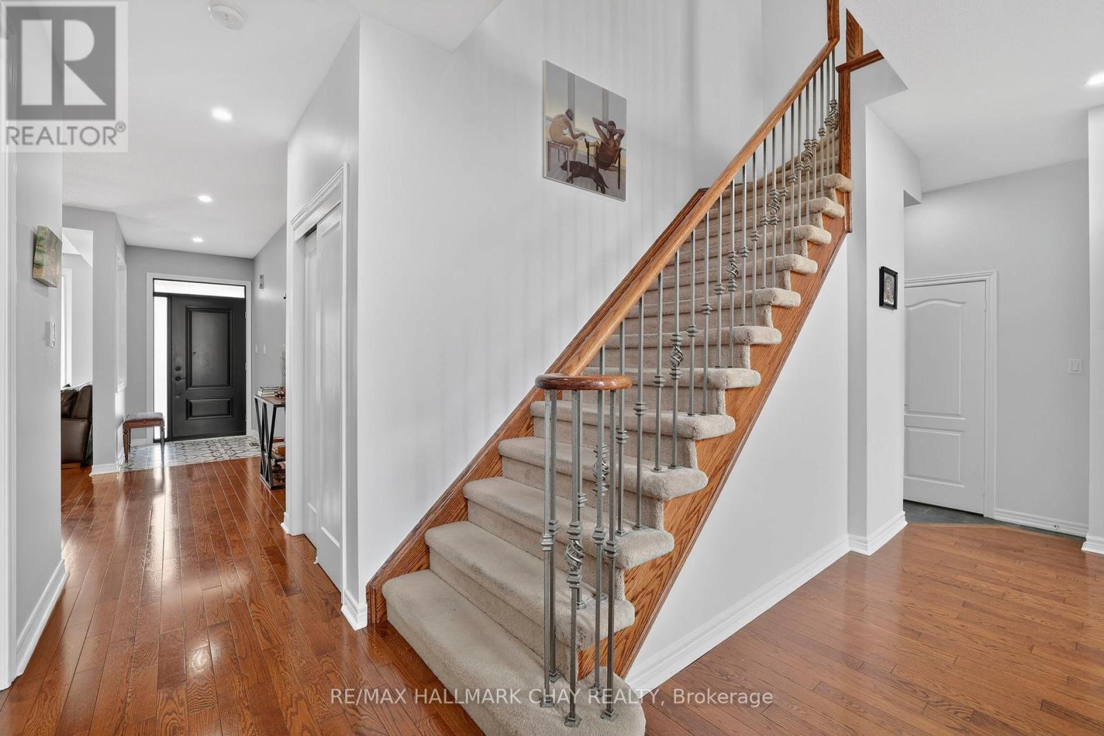 110 Birkshire Drive, Aurora, Ontario  L4G 7R6 - Photo 20 - N12926260