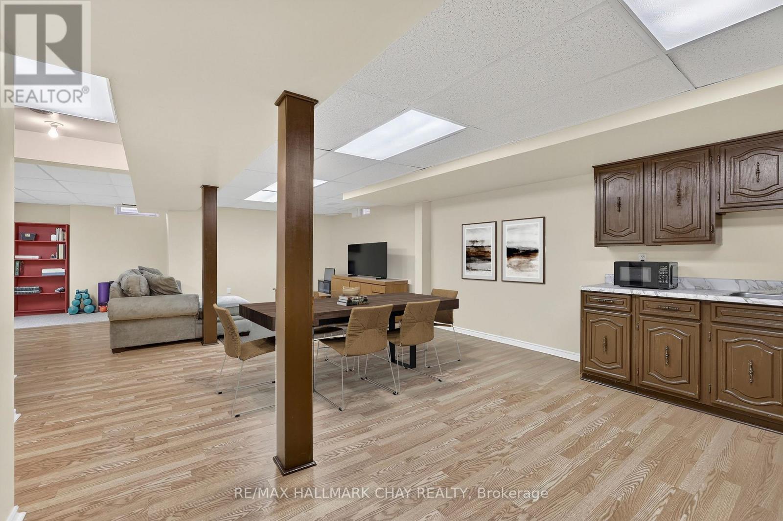 110 Birkshire Drive, Aurora, Ontario  L4G 7R6 - Photo 32 - N12926260