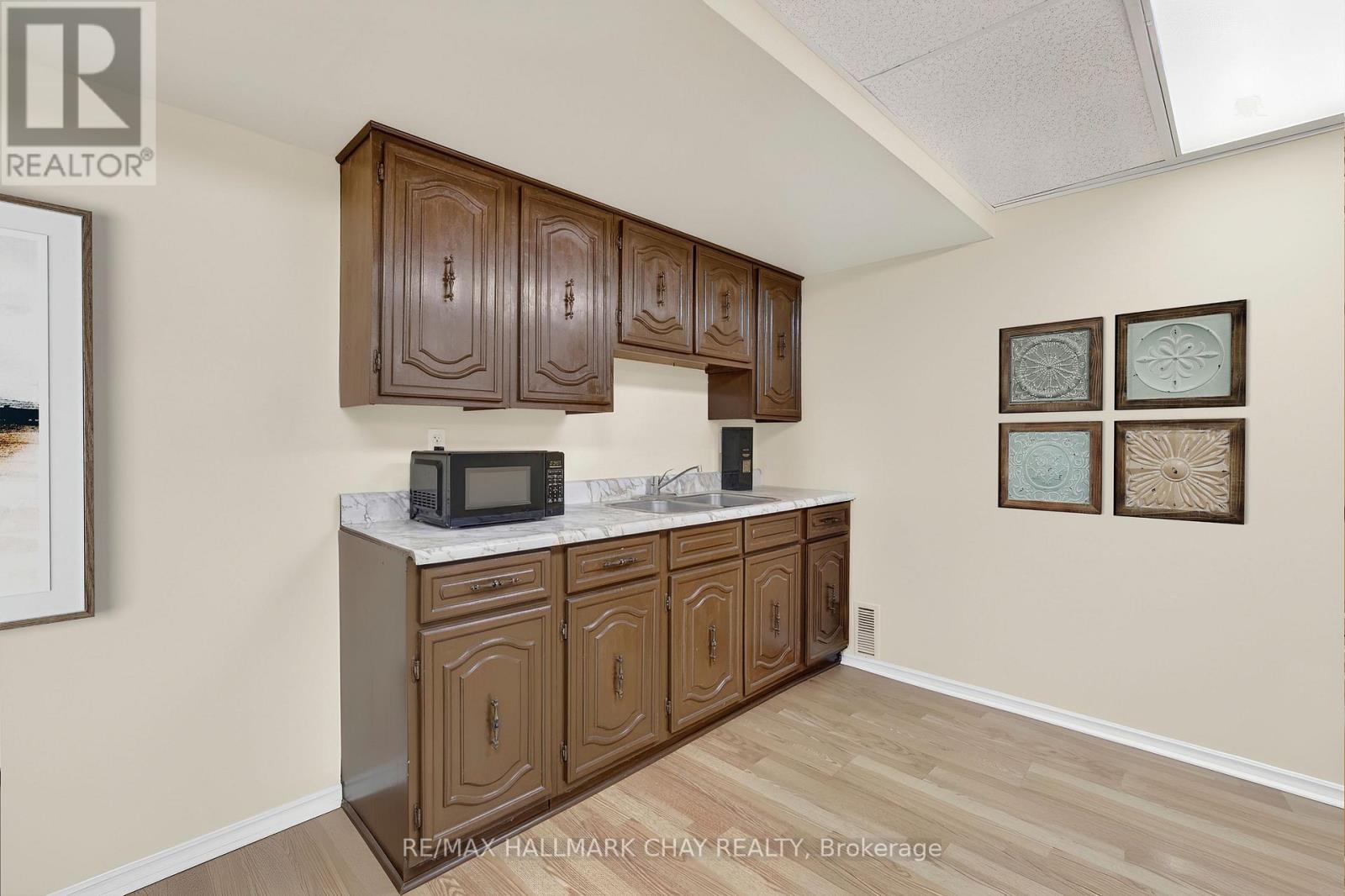 110 Birkshire Drive, Aurora, Ontario  L4G 7R6 - Photo 33 - N12926260