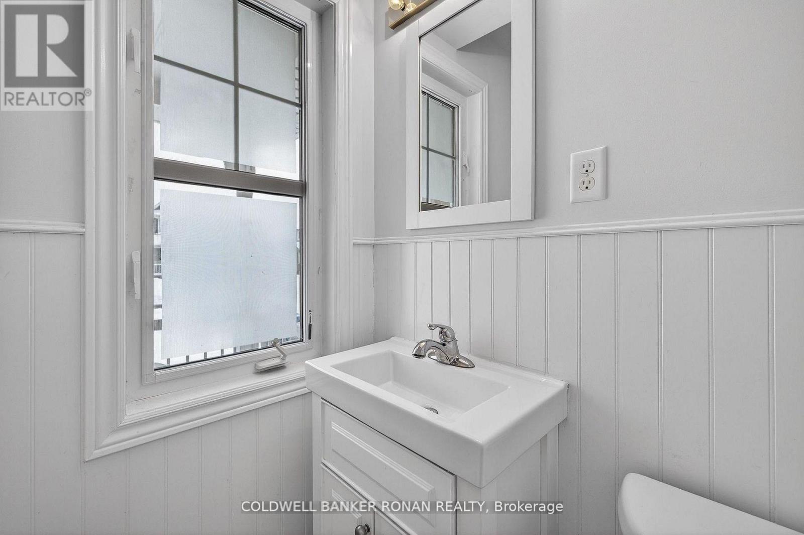 83 Swenson Street, New Tecumseth, Ontario  L9R 0K3 - Photo 12 - N12926264