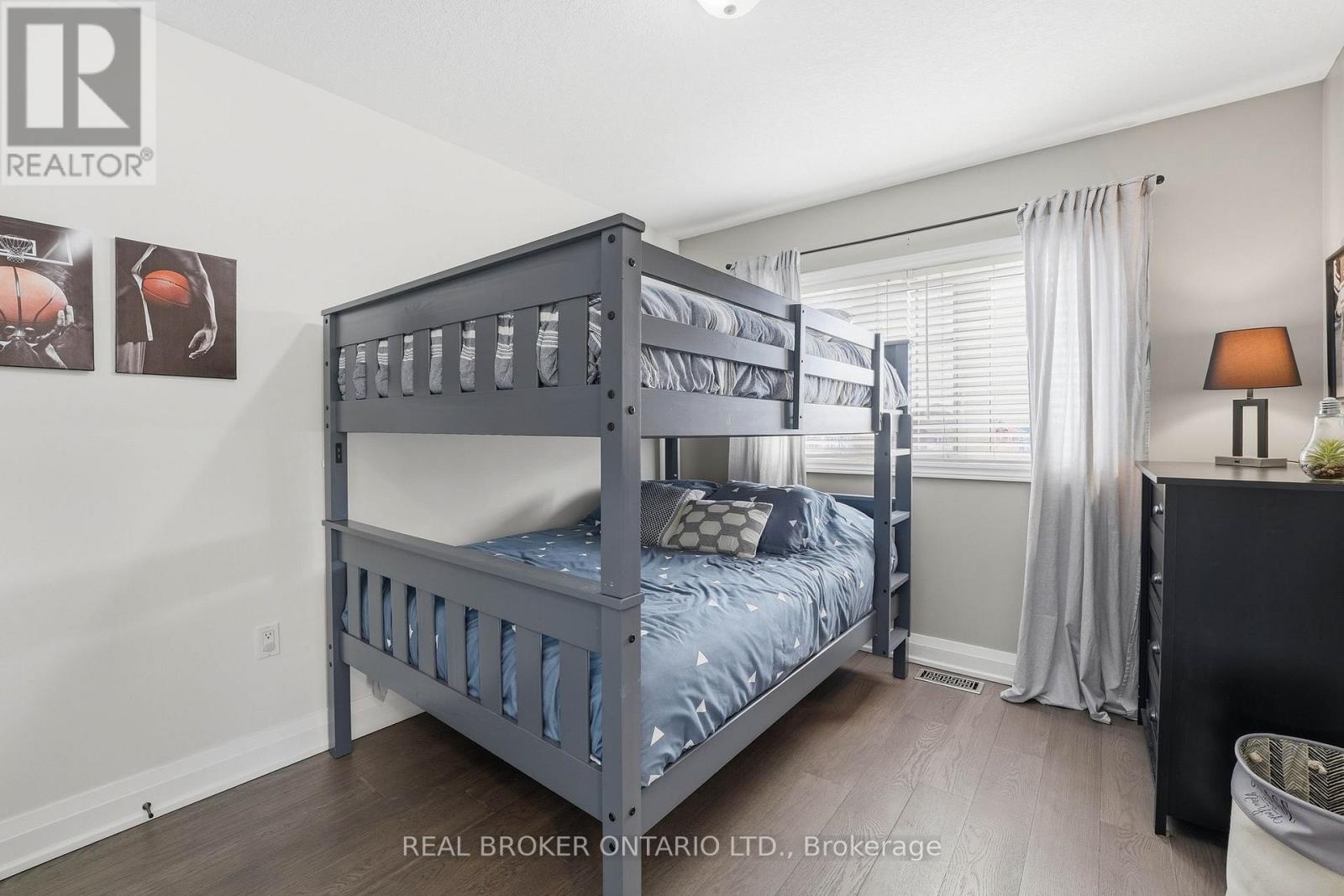 55 Christina Crescent, Bradford West Gwillimbury (Bradford), Ontario  L3Z 0B1 - Photo 23 - N12926286