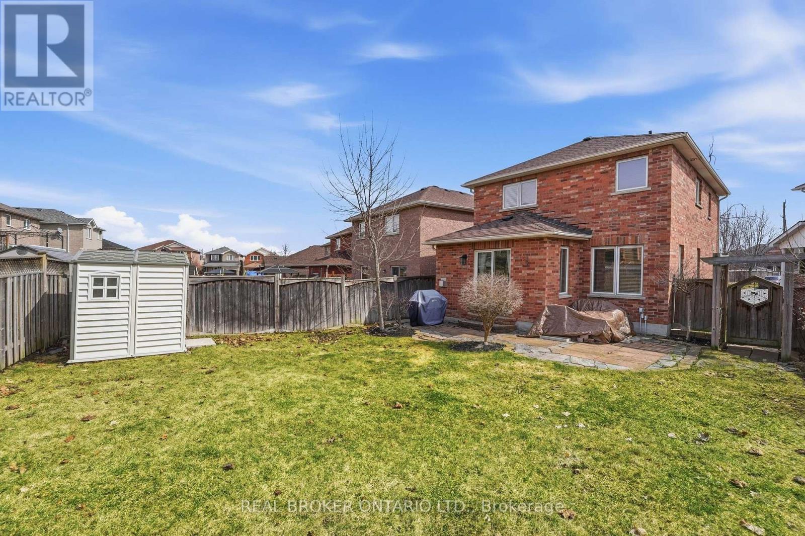 55 Christina Crescent, Bradford West Gwillimbury (Bradford), Ontario  L3Z 0B1 - Photo 32 - N12926286