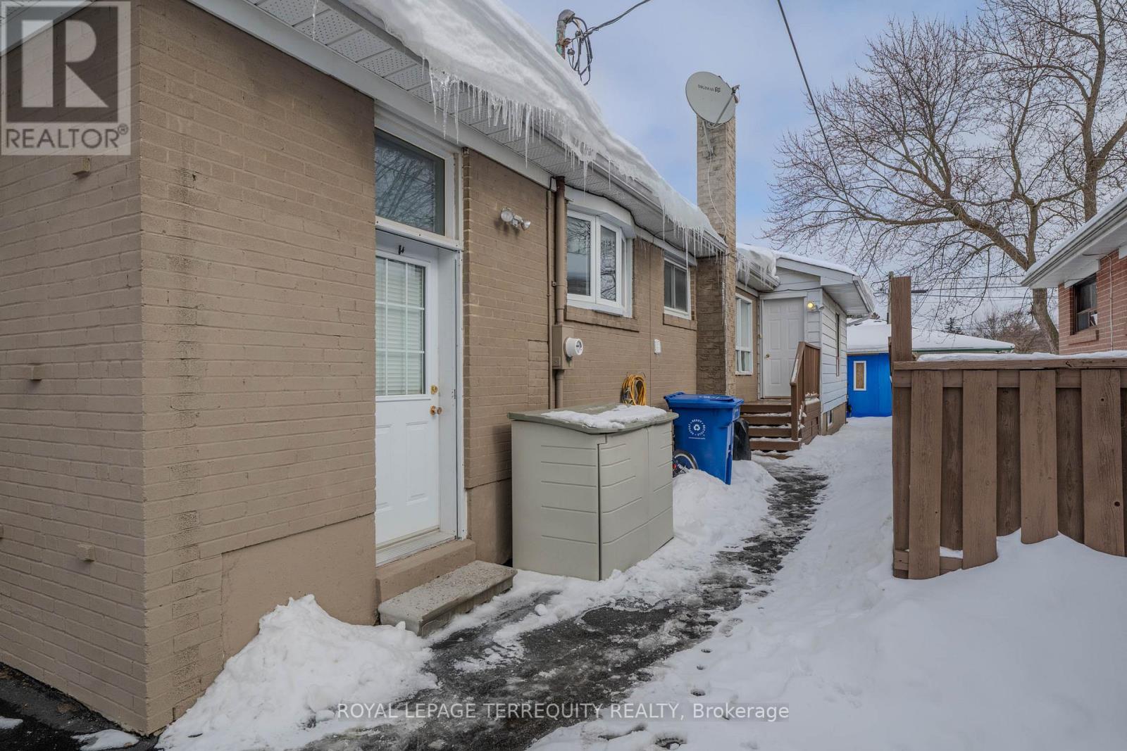 25 Bailey Crescent, Aurora, Ontario  L4G 2B2 - Photo 43 - N12926384