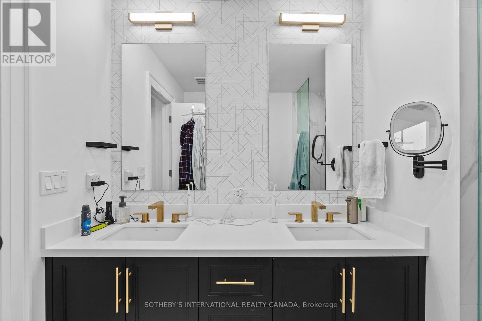 388 Brownridge Drive, Vaughan, Ontario  L4J 5Y2 - Photo 27 - N12926414