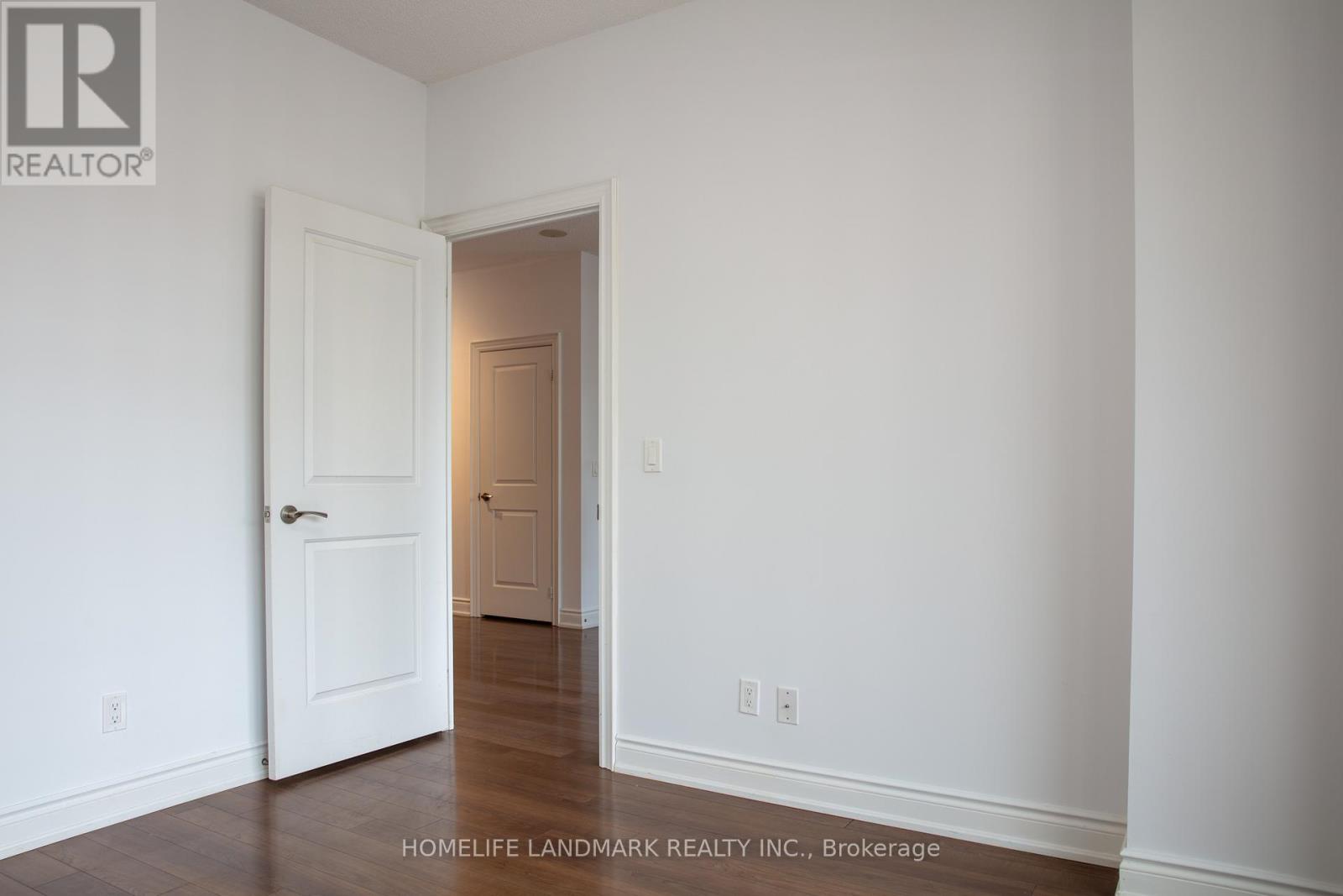 716 - 38 Cedarland Drive, Markham (Unionville), Ontario  L6G 0G7 - Photo 13 - N12926444