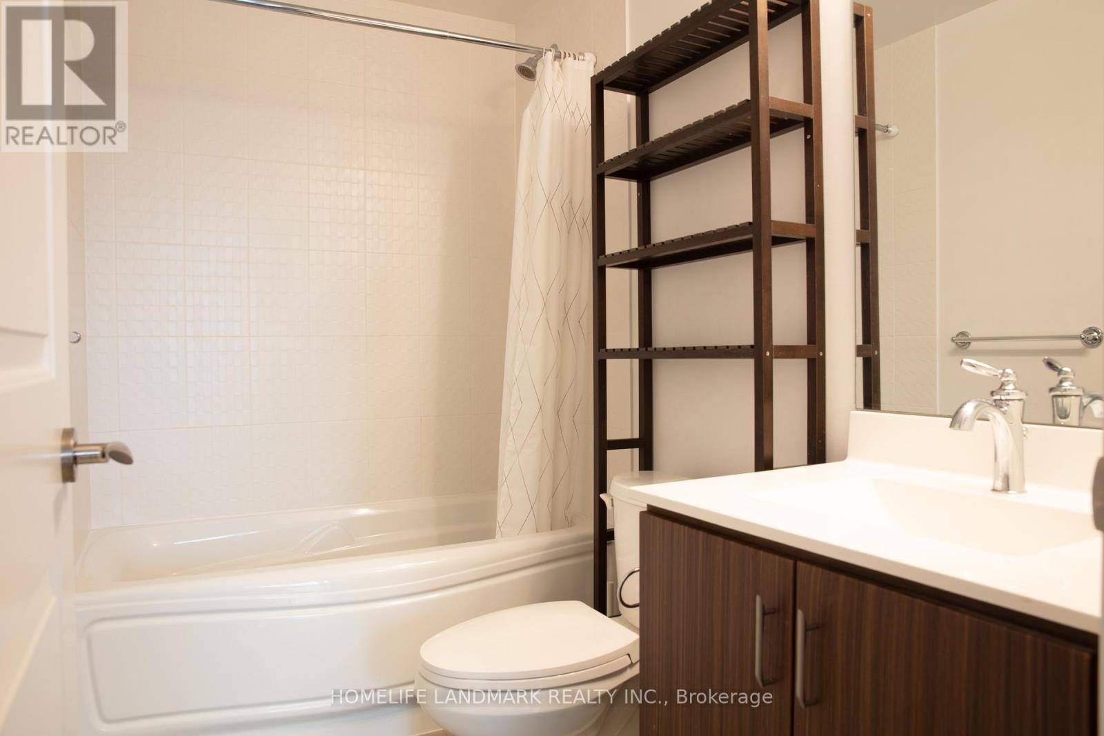 716 - 38 Cedarland Drive, Markham (Unionville), Ontario  L6G 0G7 - Photo 15 - N12926444