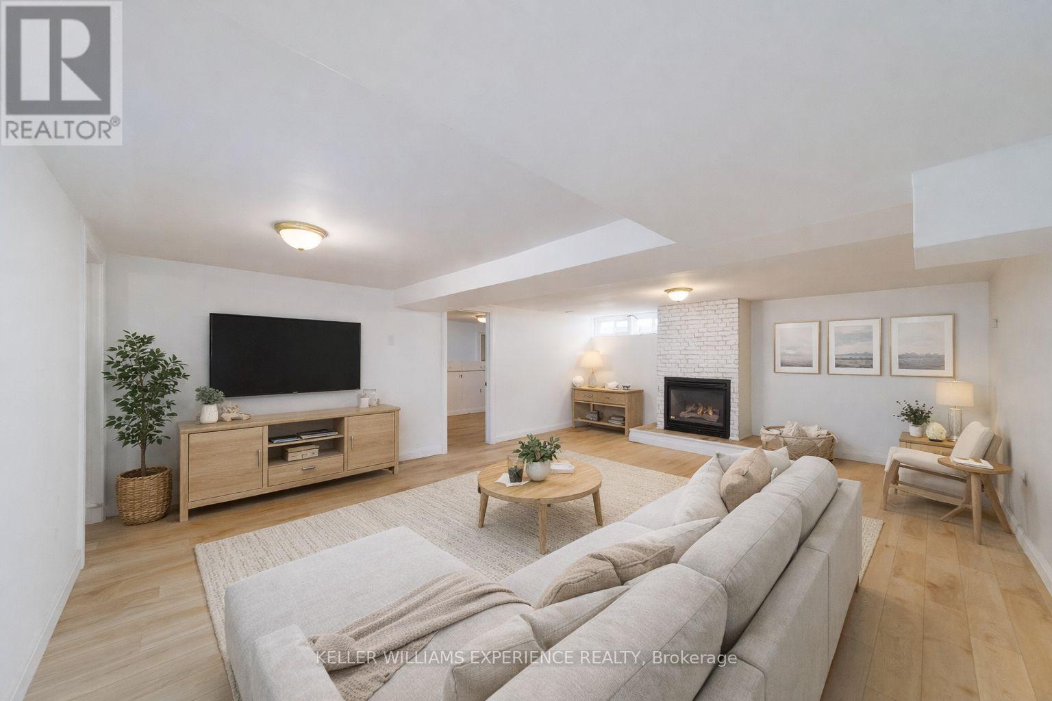 91 Cundles Road E, Barrie, Ontario L4M 2Z8 - Photo 16 - S12926332