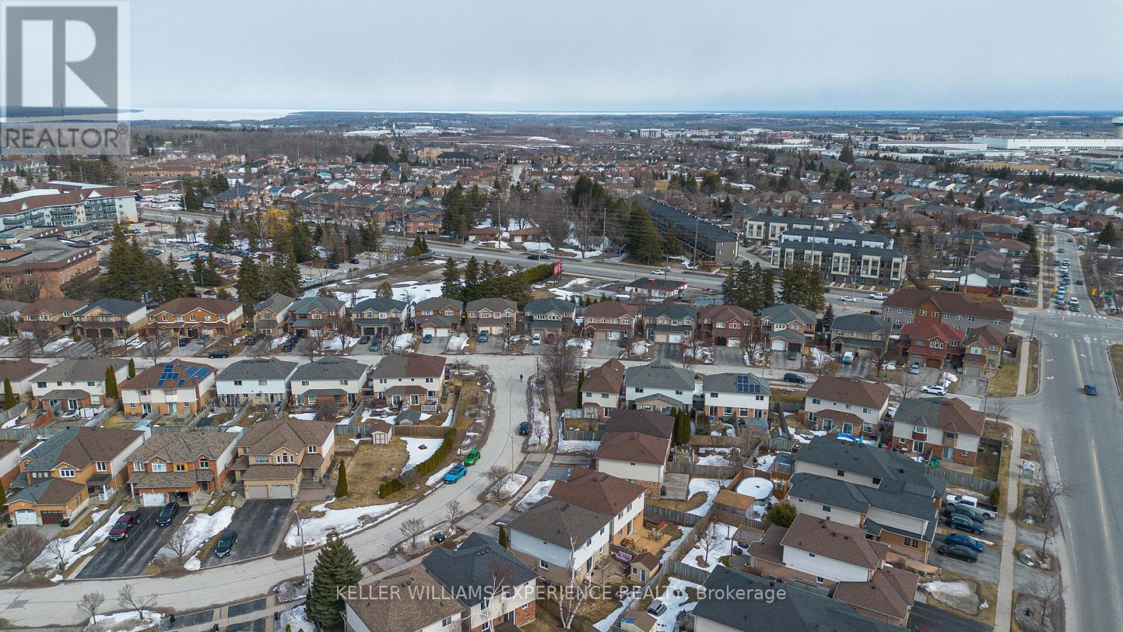 48 Basswood Drive, Barrie (Holly), Ontario  L4N 9P2 - Photo 29 - S12926348