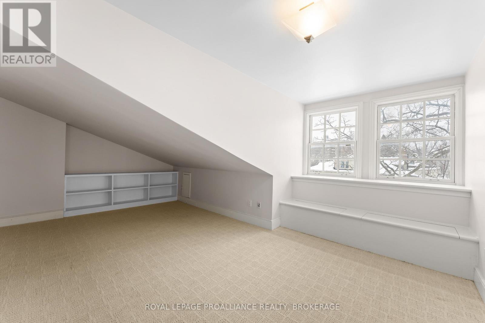 3 Emily Street, Kingston, Ontario  K7L 2W2 - Photo 27 - X12924924