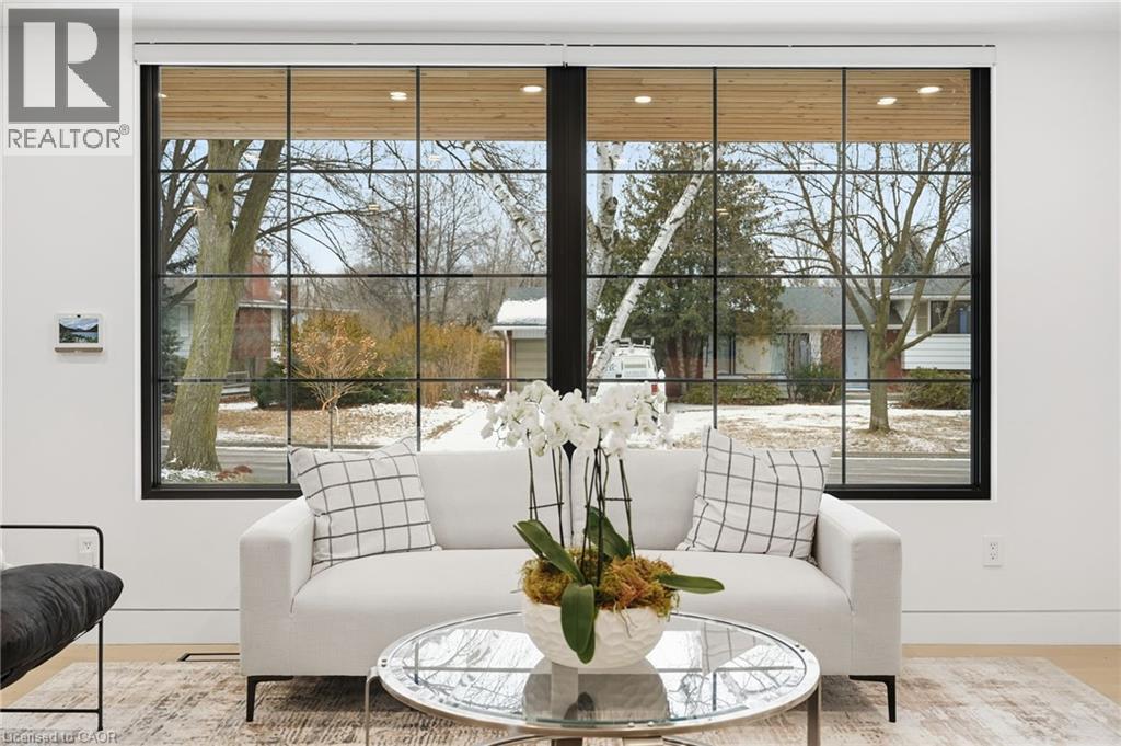 5135 Mulberry Drive, Burlington, Ontario  L7N 1V7 - Photo 5 - 40815487