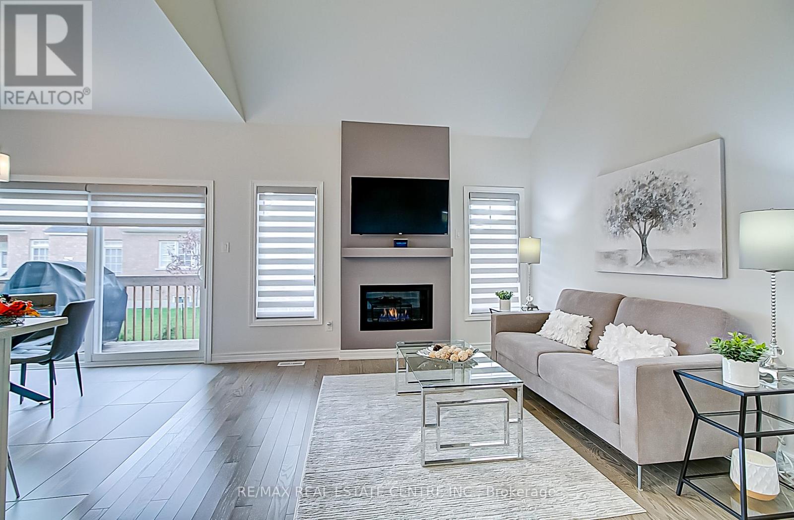 4 Clermiston Crescent, Brampton (Sandringham-Wellington), Ontario  L6R 3W9 - Photo 13 - W12926254