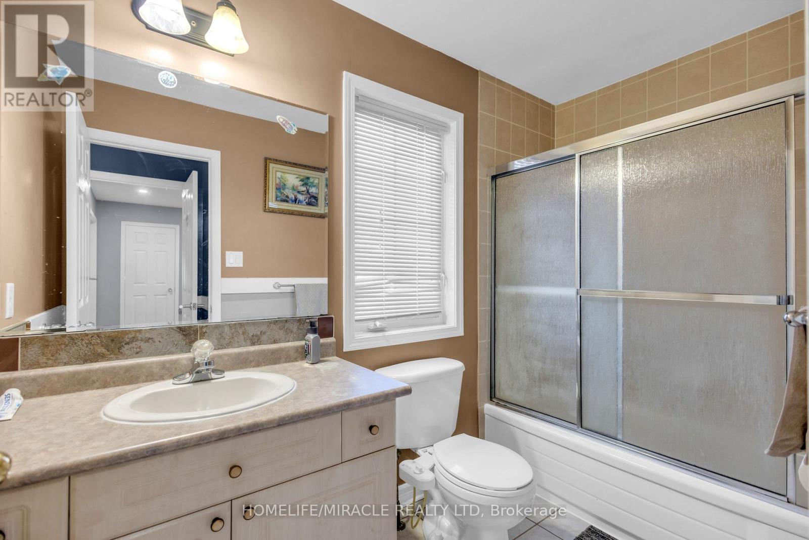 28 Latania Boulevard, Brampton, Ontario  L6P 1S9 - Photo 30 - W12926290