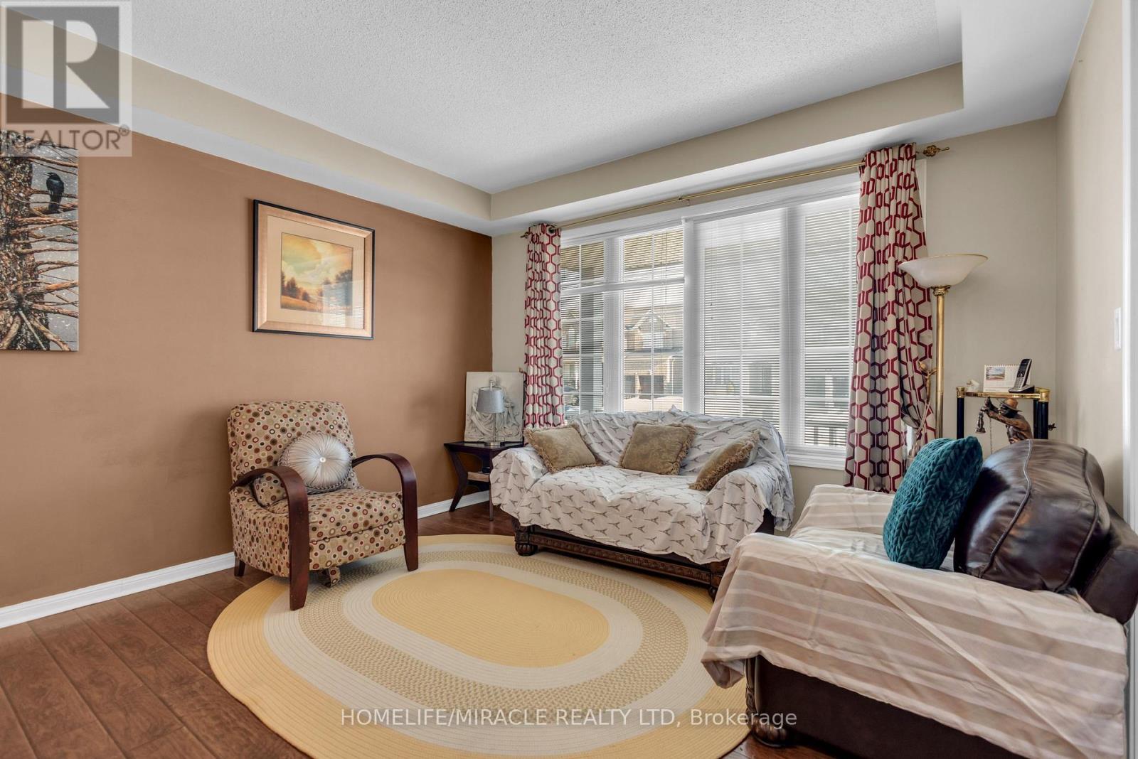 28 Latania Boulevard, Brampton, Ontario  L6P 1S9 - Photo 8 - W12926290