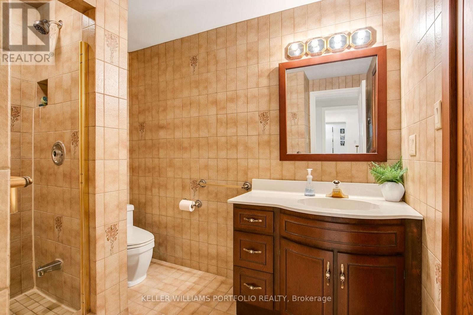 4 Neiltree Court, Toronto, Ontario  M9C 5C3 - Photo 36 - W12926294