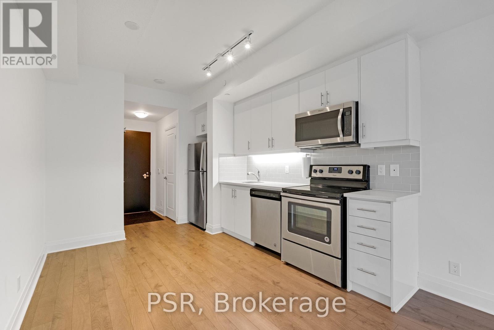 1011 - 17 Zorra Street, Toronto, Ontario  M8Z 0C8 - Photo 4 - W12926342