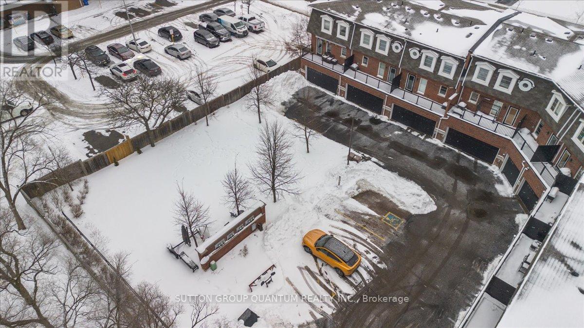 2 - 2375 Truscott Drive, Mississauga, Ontario  L5J 3R2 - Photo 25 - W12926360