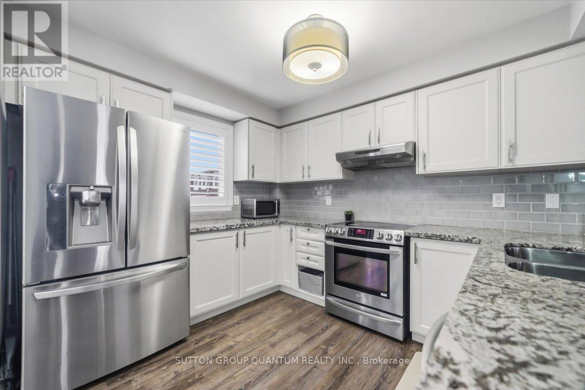 2 - 2375 Truscott Drive, Mississauga, Ontario  L5J 3R2 - Photo 8 - W12926360