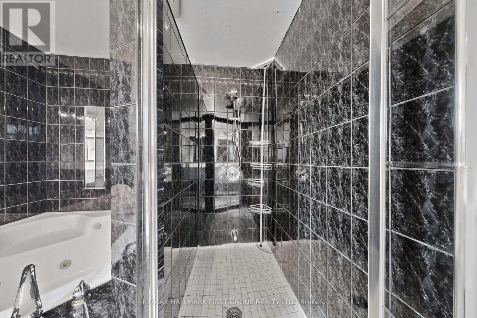 103 Nancy Mccredie Drive, Brampton, Ontario  L6X 2N4 - Photo 34 - W12926374