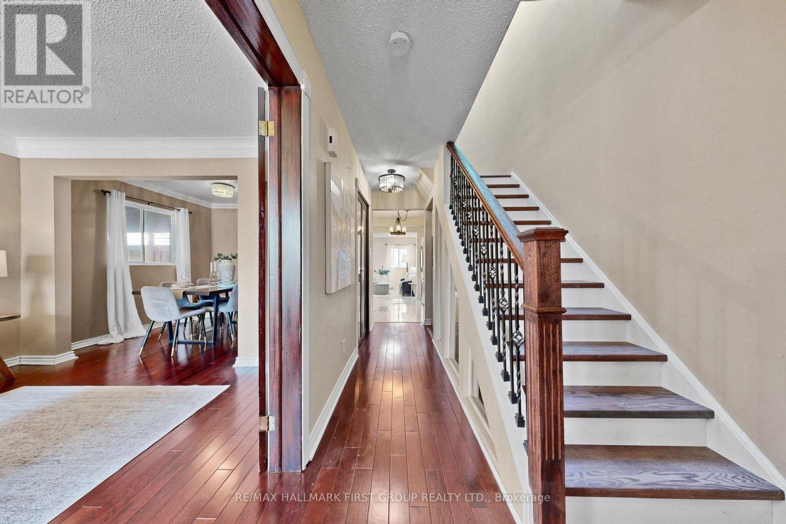 103 Nancy Mccredie Drive, Brampton, Ontario  L6X 2N4 - Photo 5 - W12926374