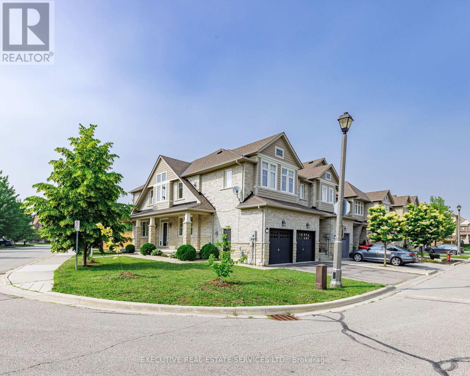 2 NECTARLANE AVENUE, Caledon, Ontario