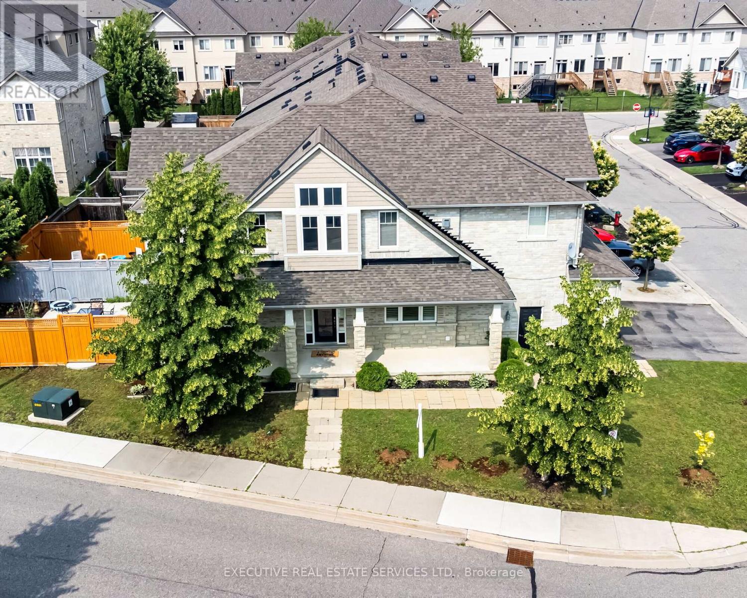 2 Nectarlane Avenue, Caledon, Ontario  L7C 3M8 - Photo 41 - W12926402