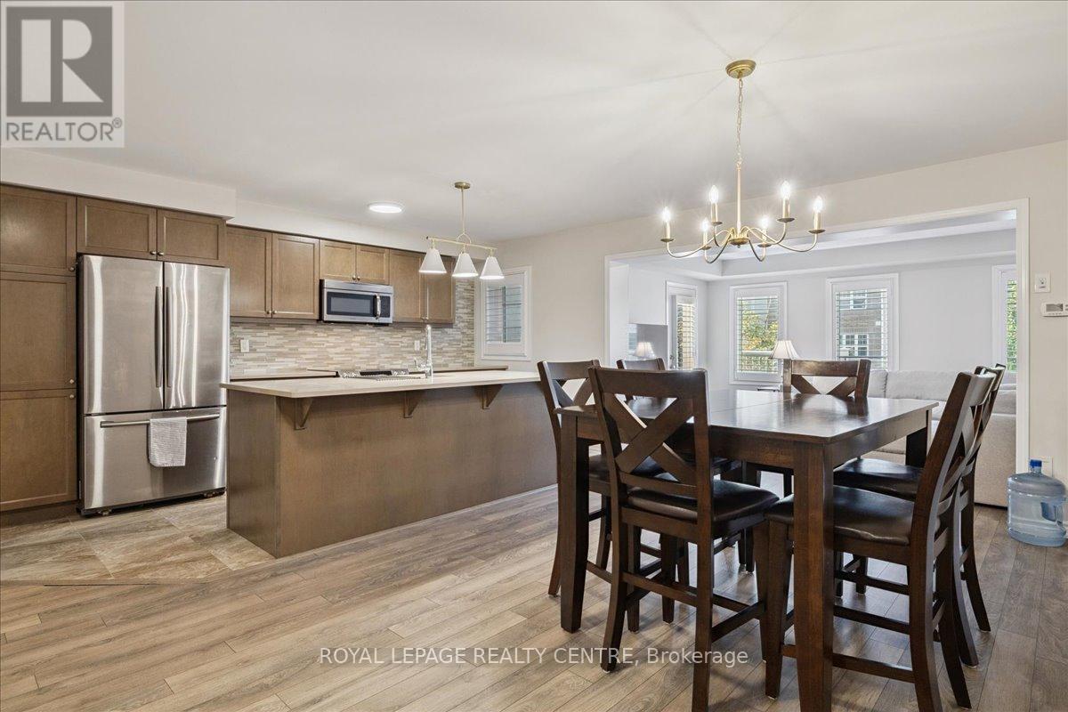 3087 Mistletoe Gardens, Oakville, Ontario  L6M 0Y7 - Photo 10 - W12926418