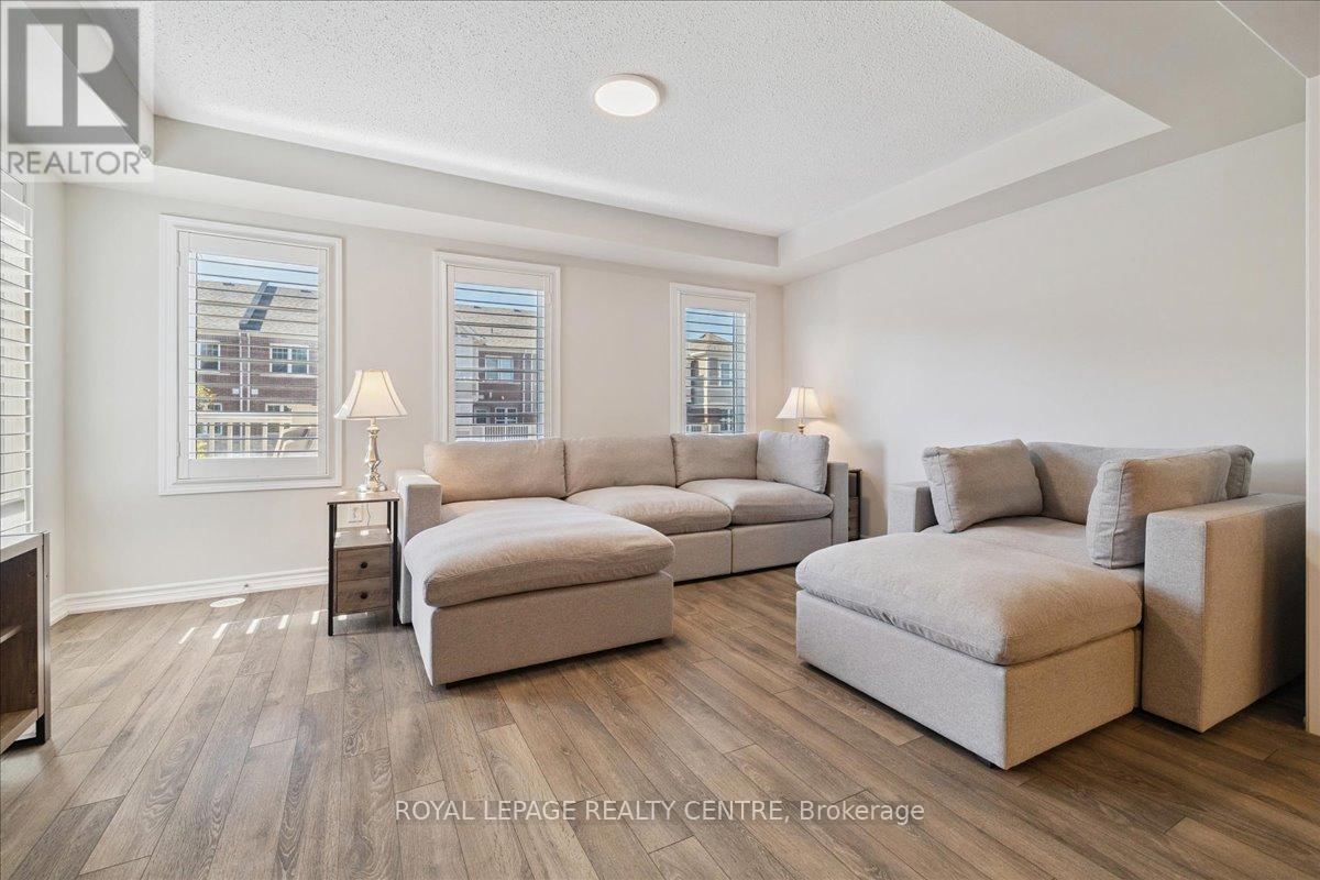 3087 Mistletoe Gardens, Oakville, Ontario  L6M 0Y7 - Photo 21 - W12926418