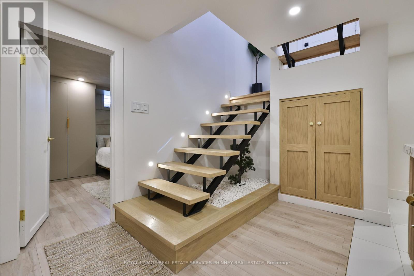 75 Rangoon Road, Toronto, Ontario  M9C 4N8 - Photo 23 - W12926426