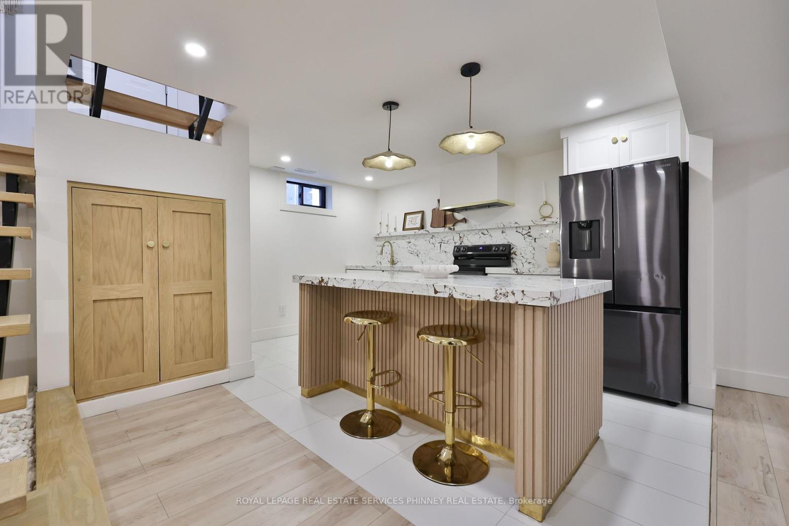 75 Rangoon Road, Toronto, Ontario  M9C 4N8 - Photo 25 - W12926426