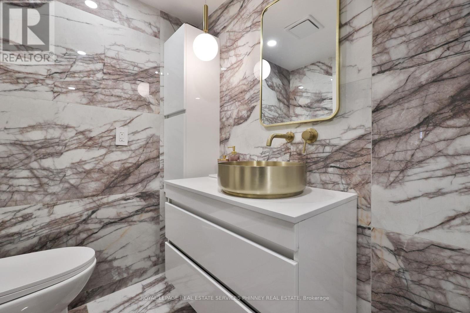 75 Rangoon Road, Toronto, Ontario  M9C 4N8 - Photo 35 - W12926426