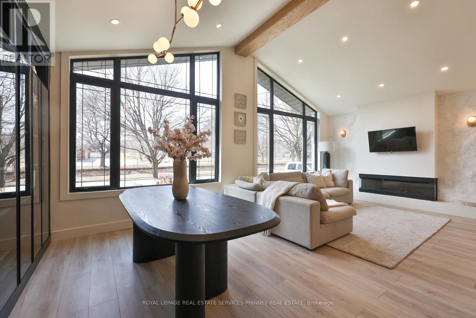 75 Rangoon Road, Toronto, Ontario  M9C 4N8 - Photo 7 - W12926426