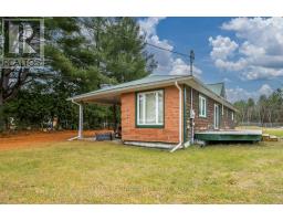 14 WEST PARK LANE, Addington Highlands, Ontario