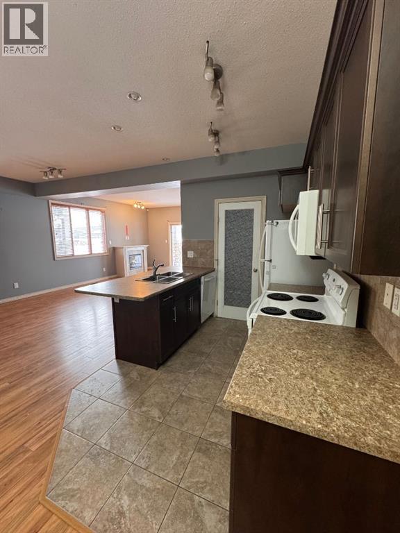 102, 109 Fontaine Crescent, Fort Mcmurray, Alberta  T9H 0B1 - Photo 6 - A2276777