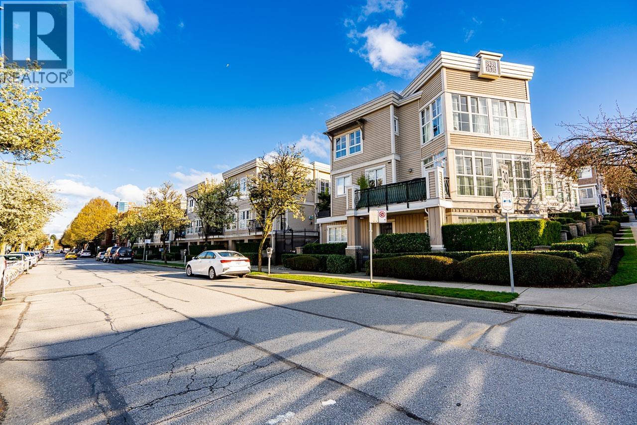 310 678 W 7th Avenue, Vancouver, British Columbia  V5Z 1B5 - Photo 2 - R3103881