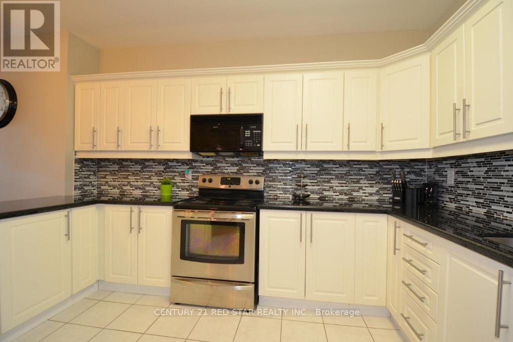 2 - 630 Main Street E, Hamilton, Ontario  L8M 1J7 - Photo 5 - X12926232