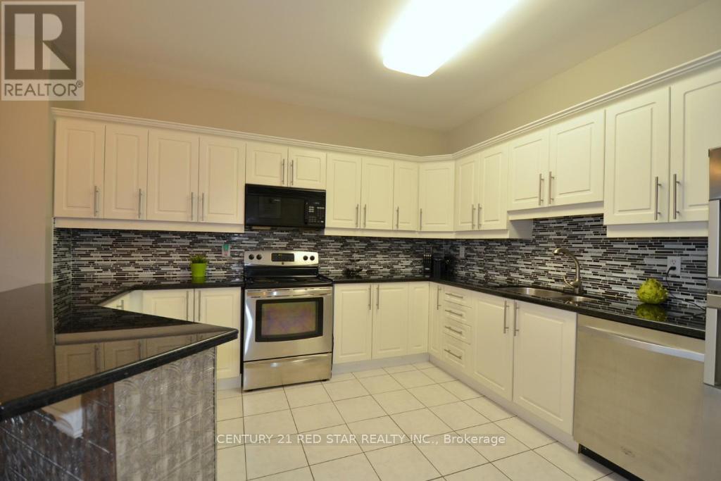 2 - 630 Main Street E, Hamilton, Ontario  L8M 1J7 - Photo 7 - X12926232