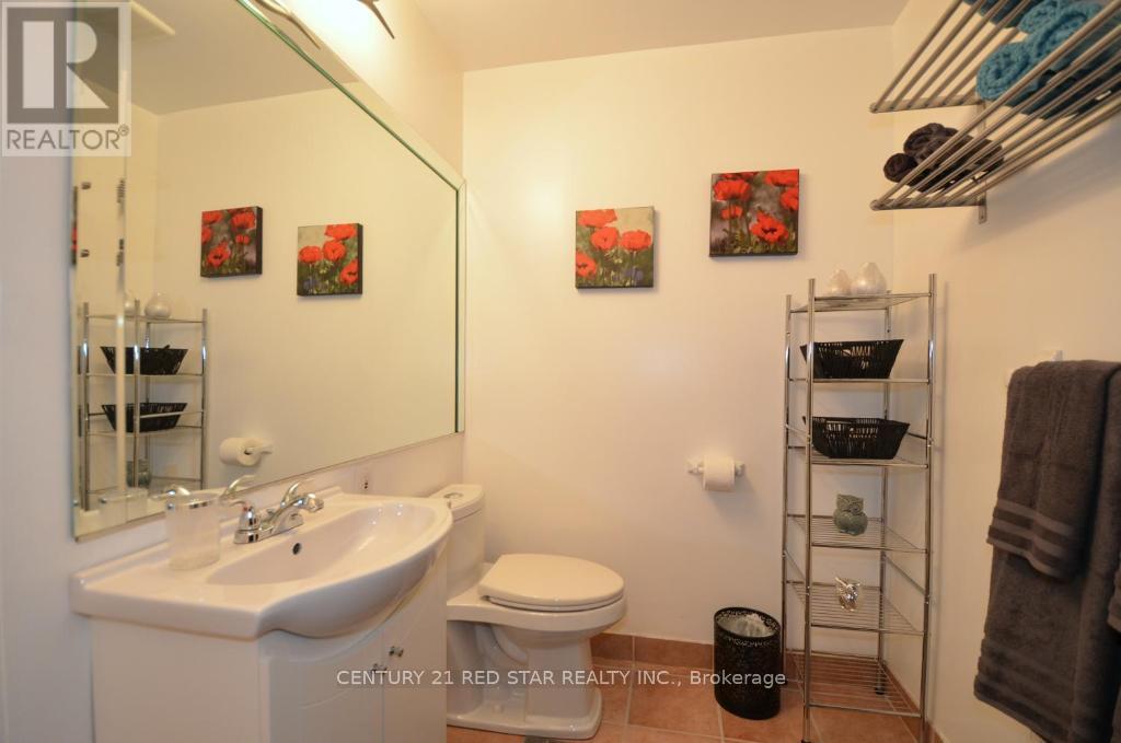 4 - 630 Main Street E, Hamilton, Ontario  L8M 1J7 - Photo 7 - X12926244