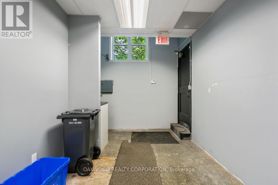 254 Pitt Street, Cornwall, Ontario  K6J 3P7 - Photo 14 - X12926358