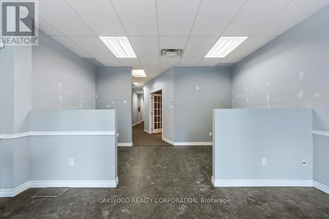 254 Pitt Street, Cornwall, Ontario  K6J 3P7 - Photo 3 - X12926358