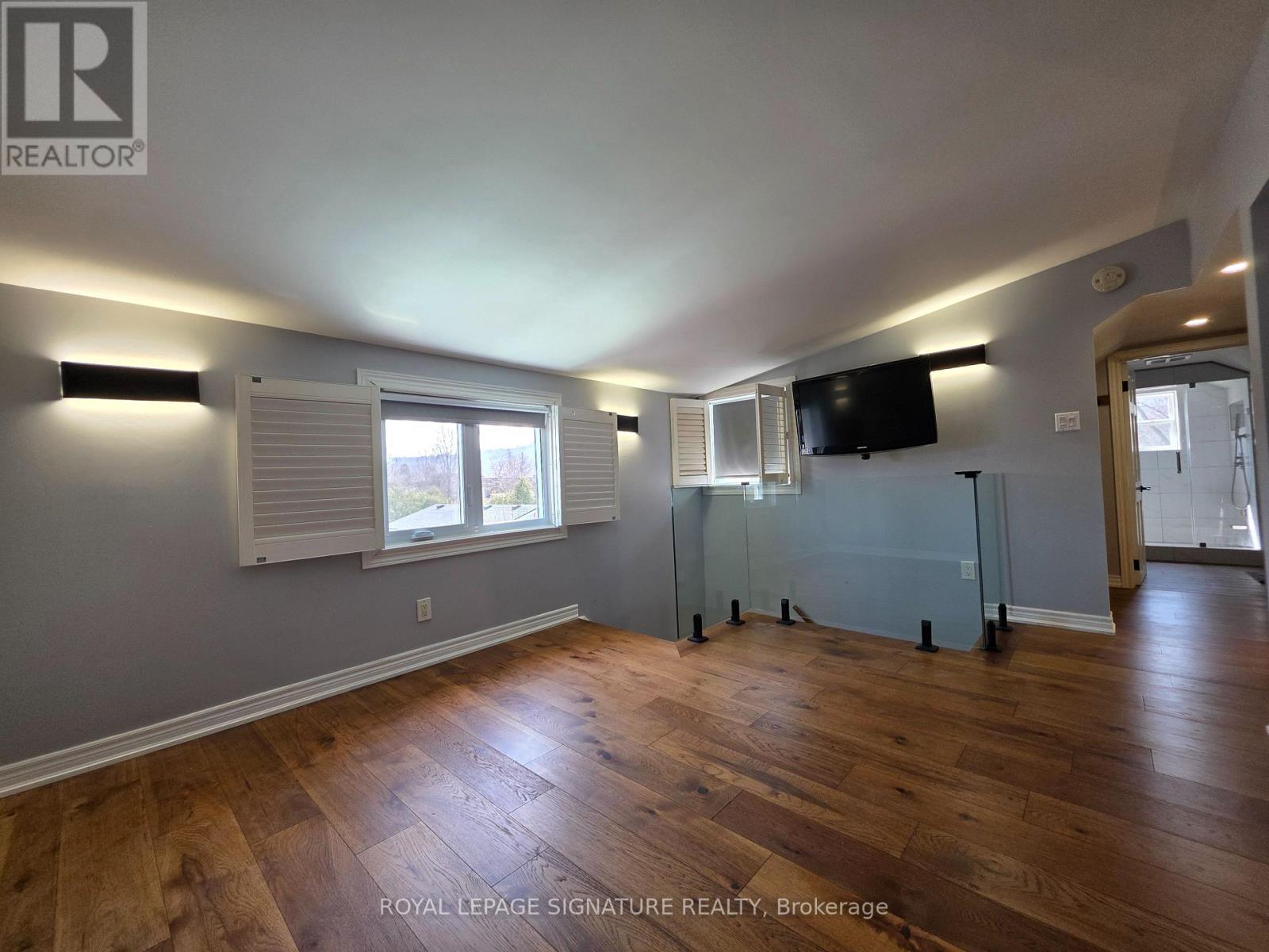 Upper Level - 100 Corman Avenue, Hamilton, Ontario L8G 3W2 - Photo 14 - X12926376