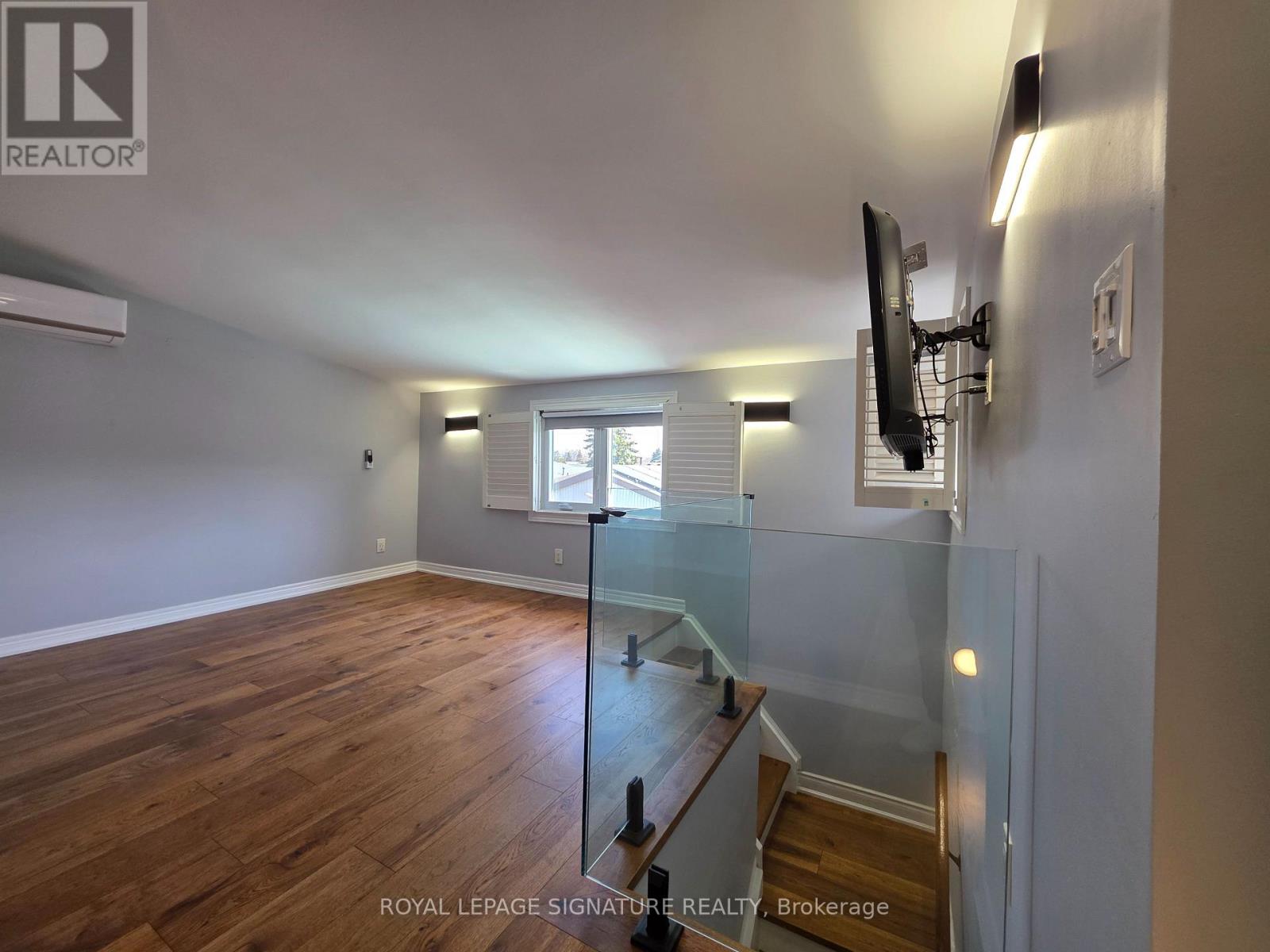 Upper Level - 100 Corman Avenue, Hamilton, Ontario L8G 3W2 - Photo 17 - X12926376