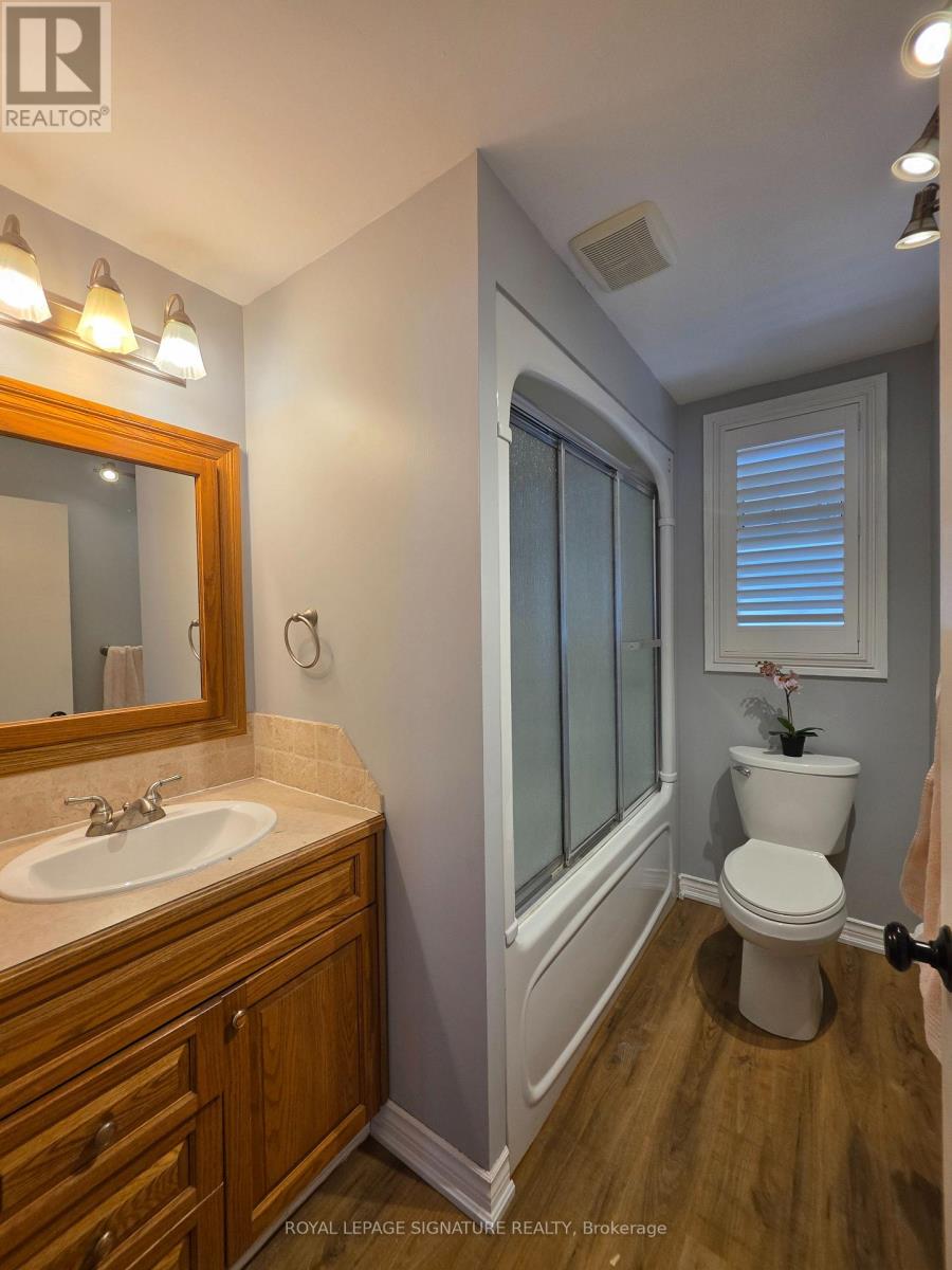 Upper Level - 100 Corman Avenue, Hamilton, Ontario L8G 3W2 - Photo 8 - X12926376