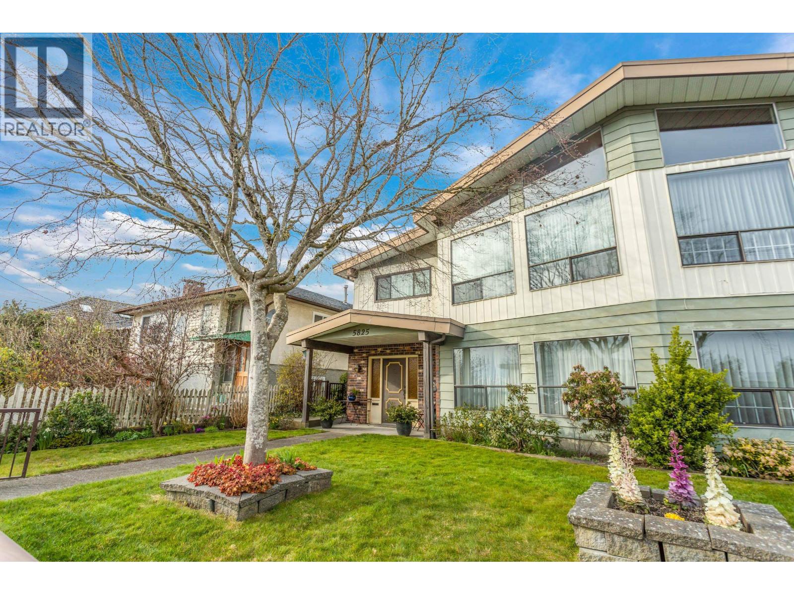 5825 Clinton Street, Burnaby, British Columbia  V5J 2M4 - Photo 3 - R3101120